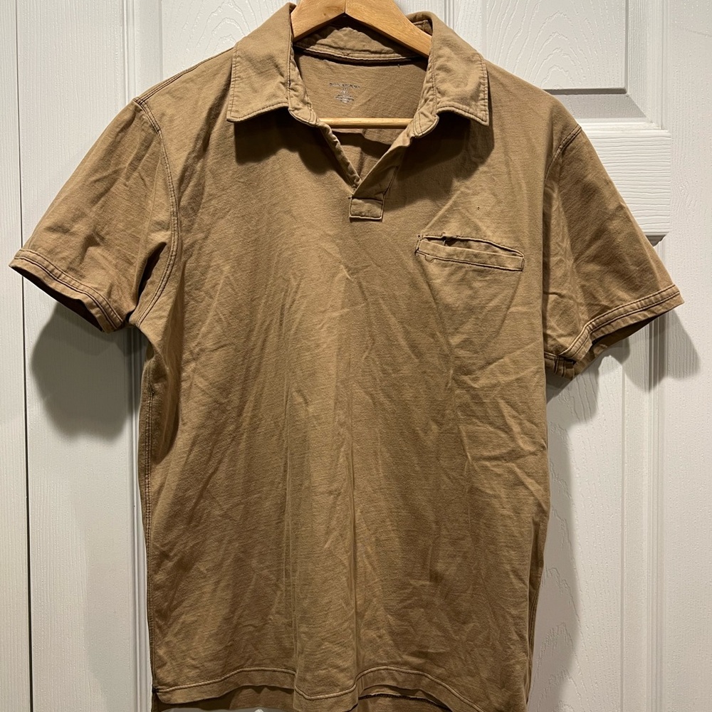 Banana Republic Men’s Tan Polo Shirt